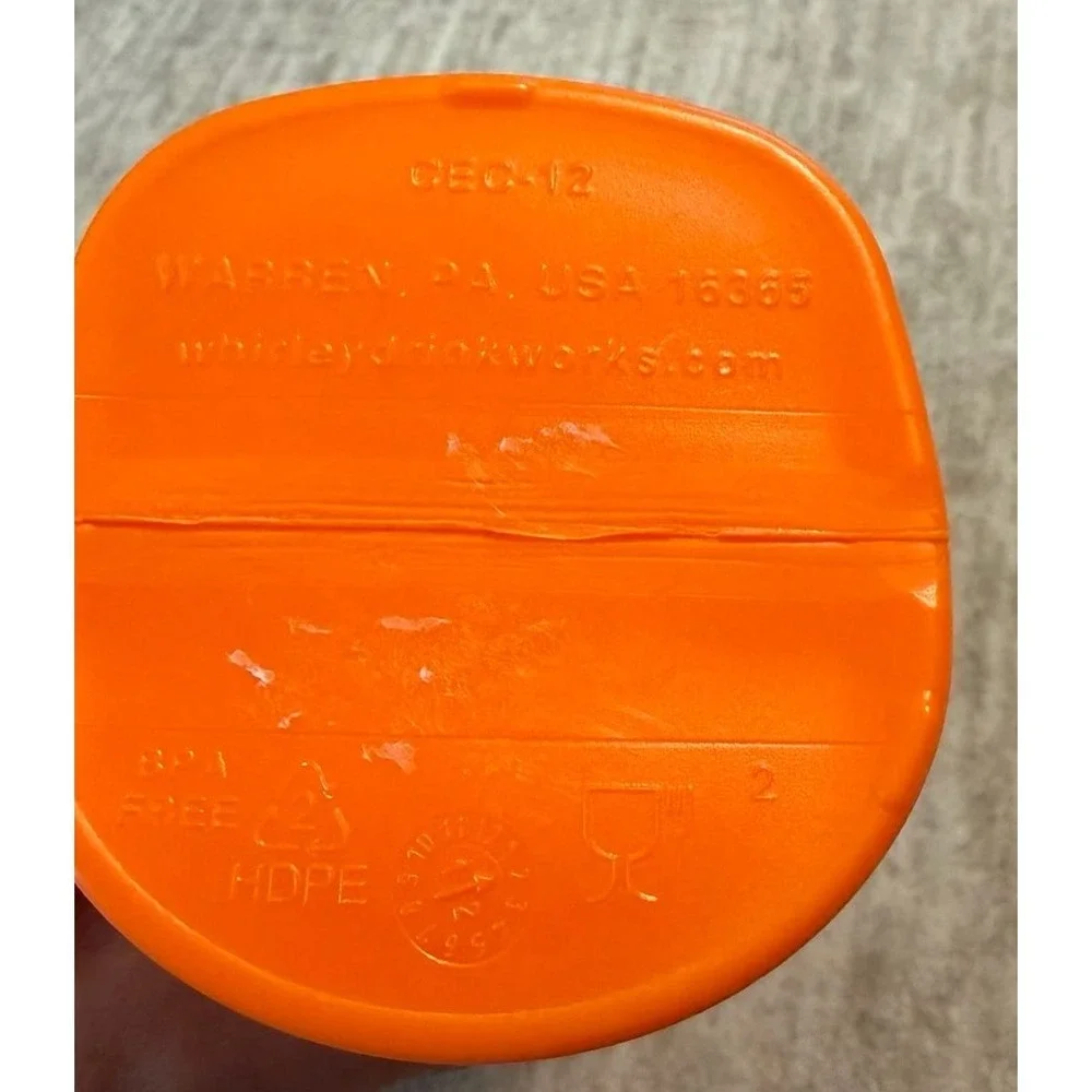 Vintage 80's Whirley Chuck E. Cheese Orange Plastic Straw Holder‎ Cup